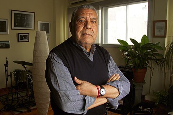 “Hay que arriesgarse a buscar un interlocutor sin ser complaciente. Yo compongo, borro, reescribo.”