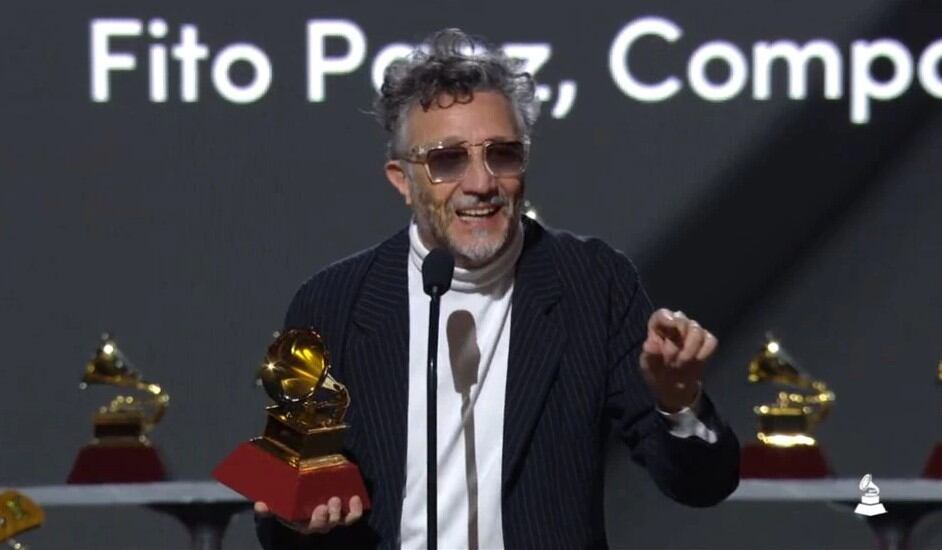 Fito Páez se llevó tres Grammy Latinos. Imagen: Captura Grammy Latino 2022