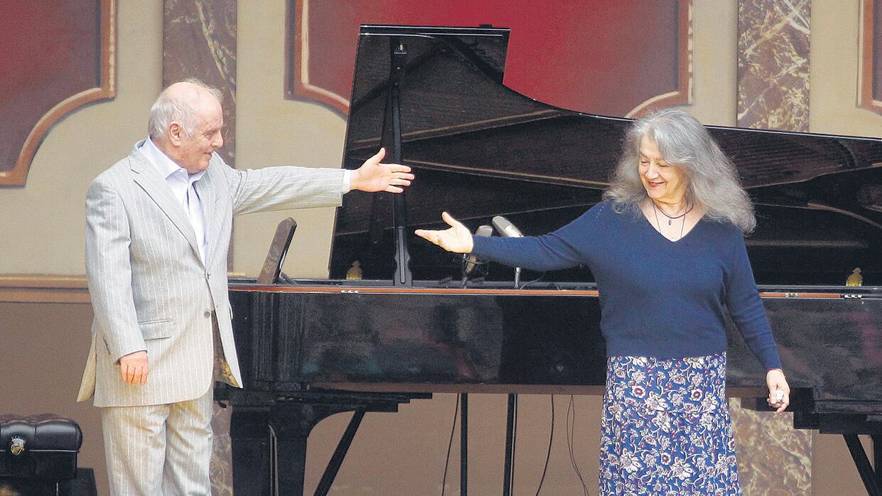 Además del concierto, Argerich y Barenboim regalaron a la multitud otro festín en la prueba de sonido.