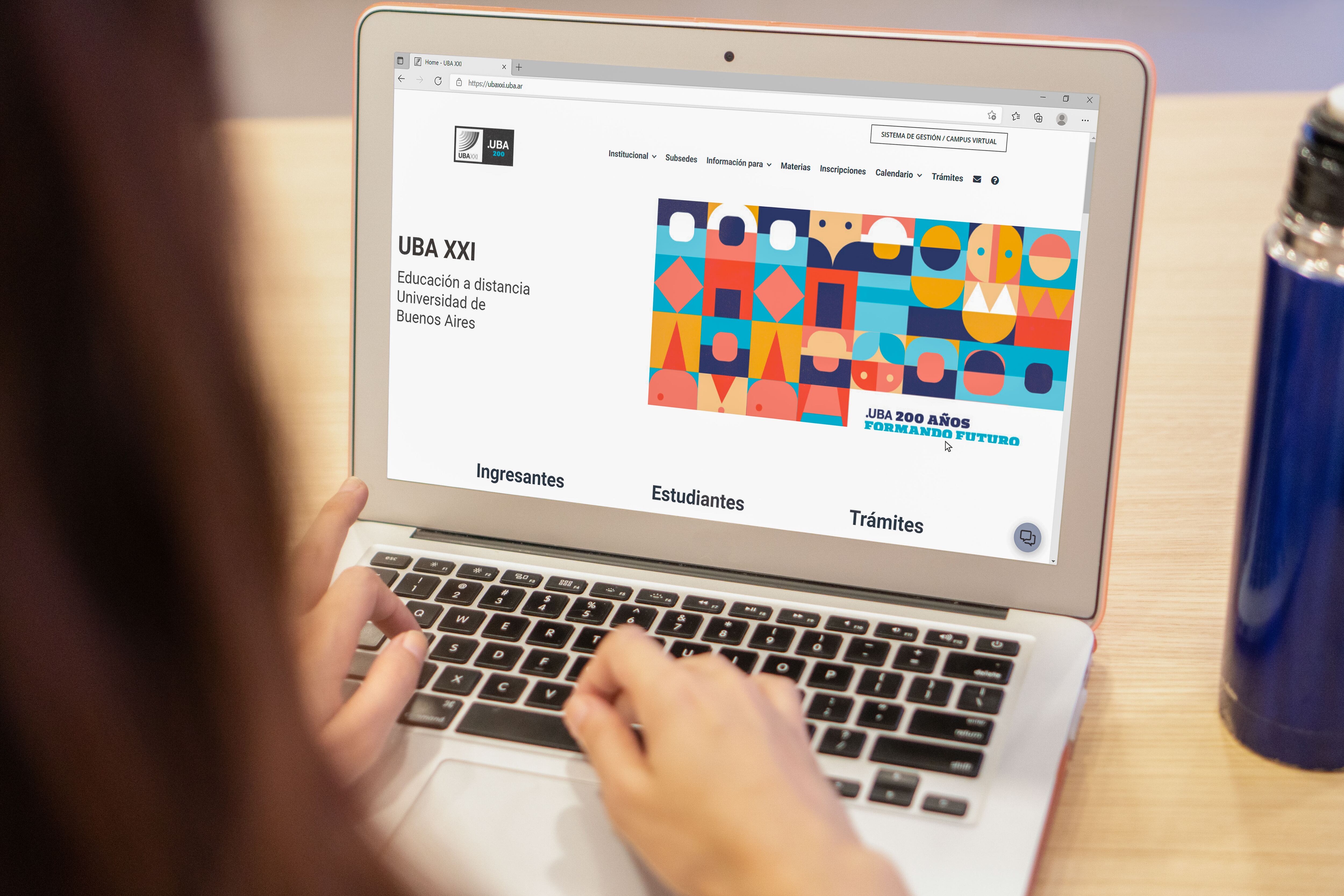 Los ingresantes del CBC o UBA XXI deberán cursar seis materias obligatorias, con posibilidad de realizar hasta tres por cuatrimestre. (NA)