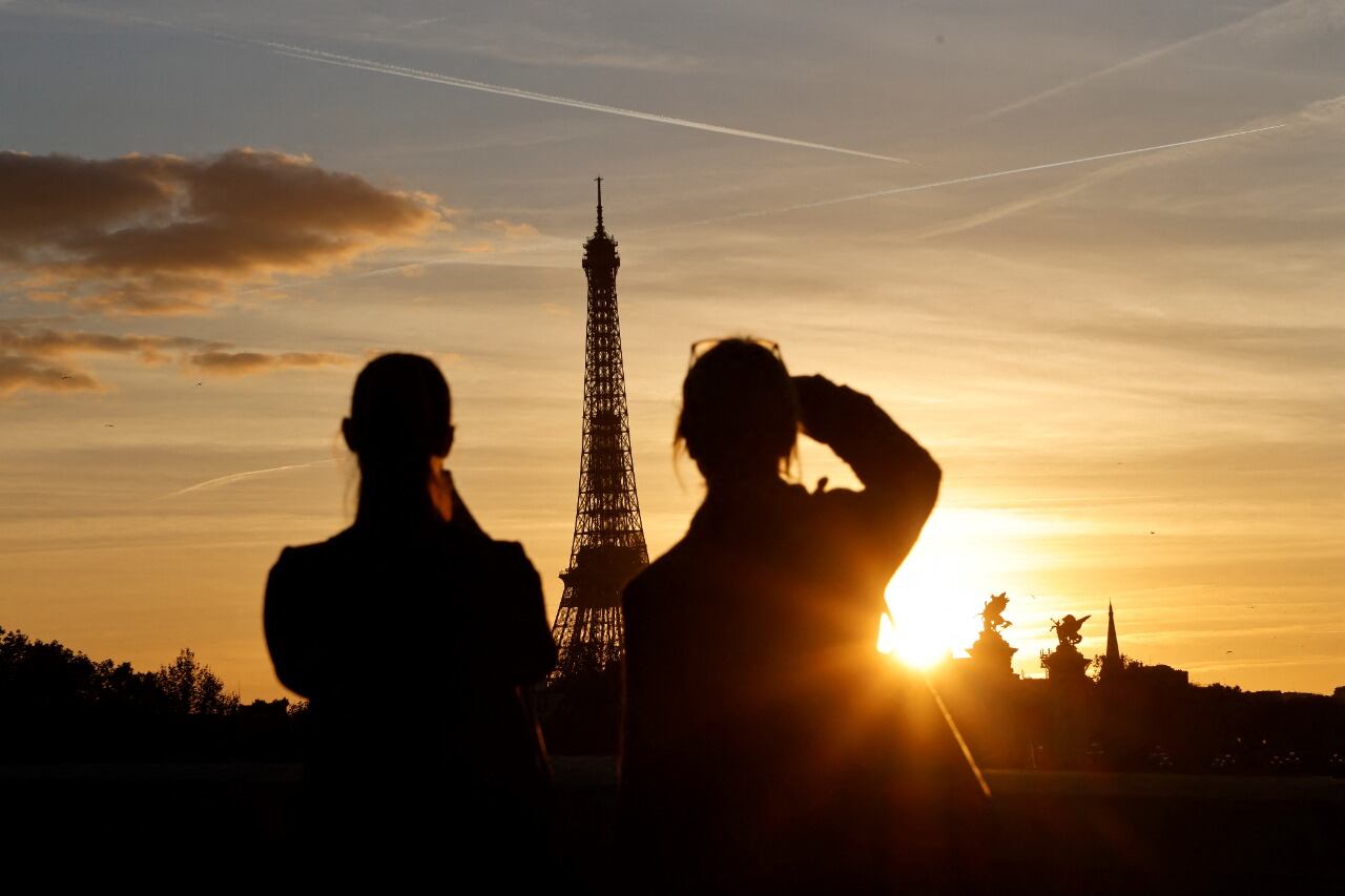 Viajes gratis para adolescentes de bajos recursos: una medida de la Provincia de Buenos Aires y de la Unión Europea.