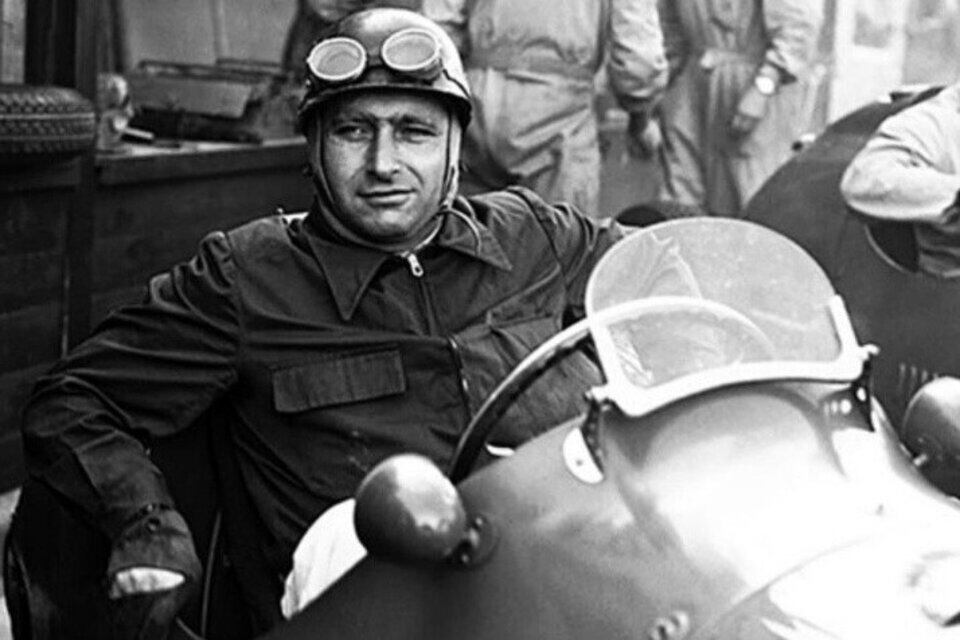 Juan Manuel Fangio consiguió su quinto título de Fórmula 1 el 4 de agosto de 1957