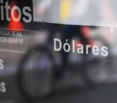 Pocas operaciones se concretaron en el mercado cambiario