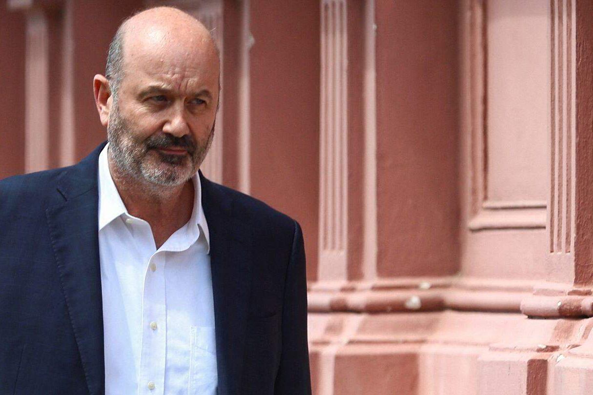 Sturzenegger, a la cabeza de la avanzada contra los clubes