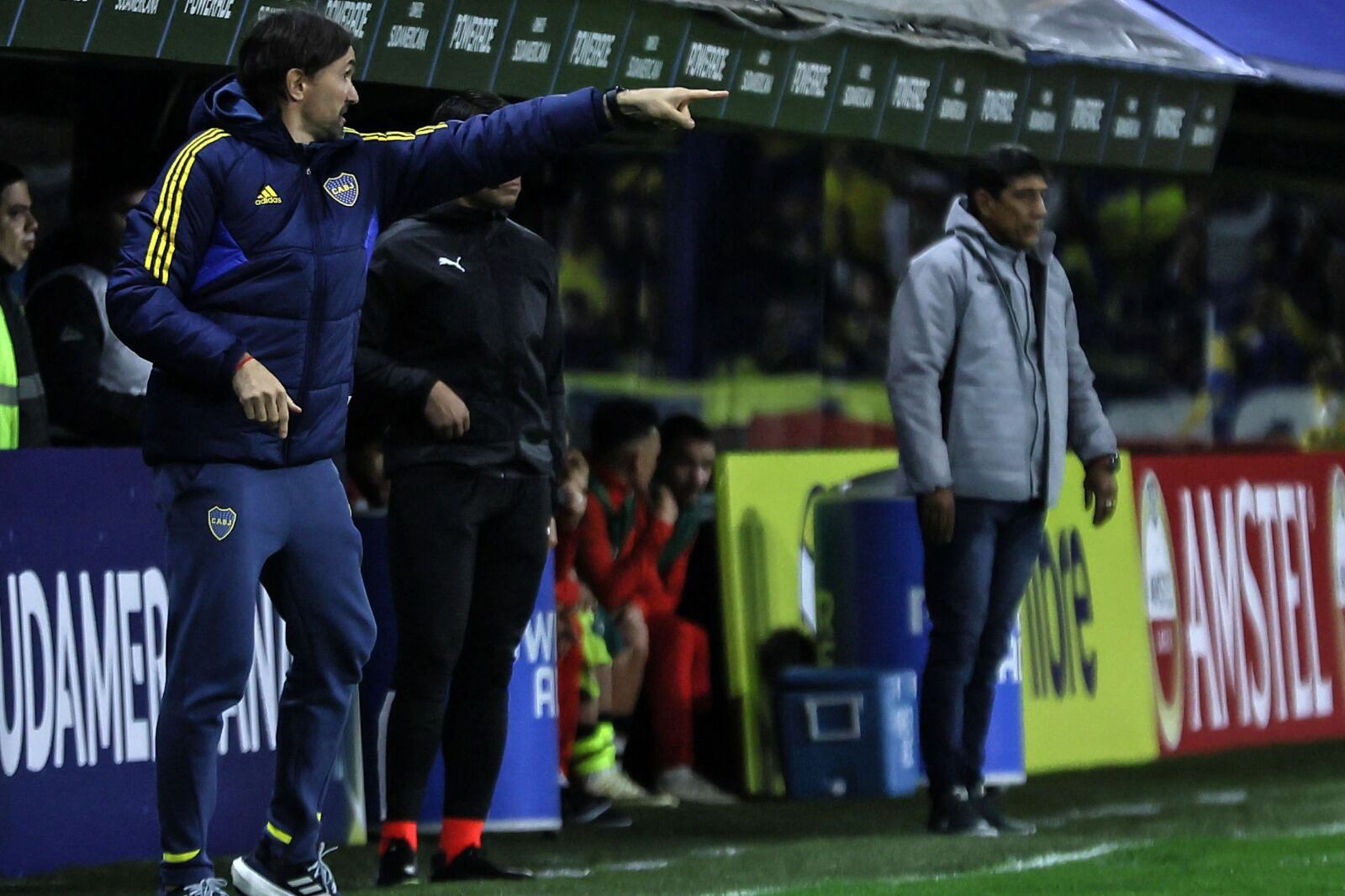 Diego Martínez puede perder a todo su mediocampo para los 16vos de final