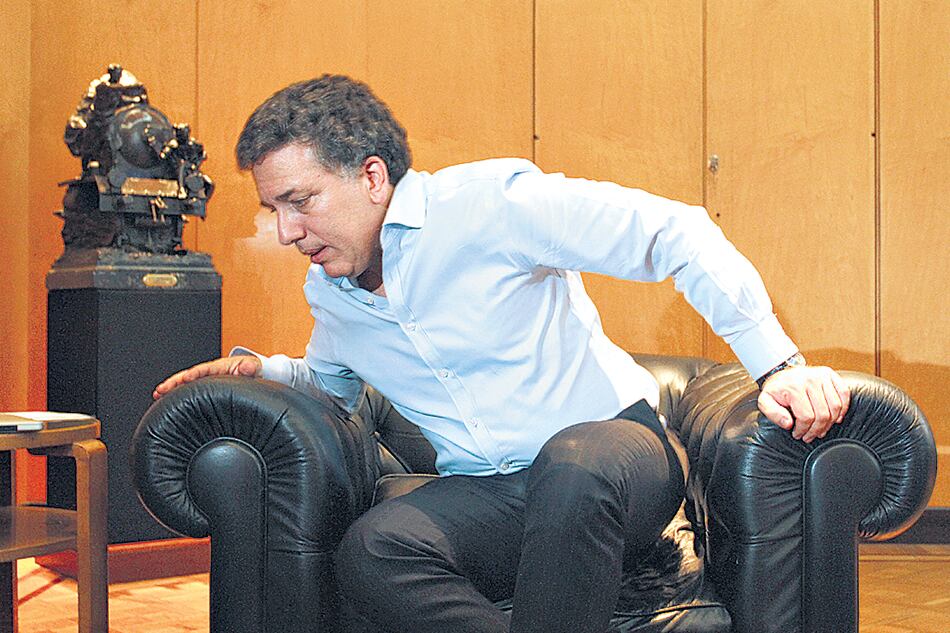 Nicolás Dujovne, ministro de Hacienda, repitió la fórmula de contestar las malas noticias con la promesa de un futuro mejor.