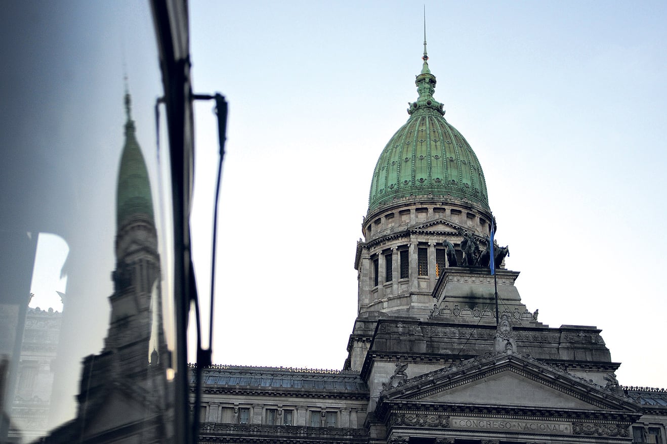 Las dos iniciativas fueron dejadas de lado por el macrismo tras el fracaso de la reforma electoral.