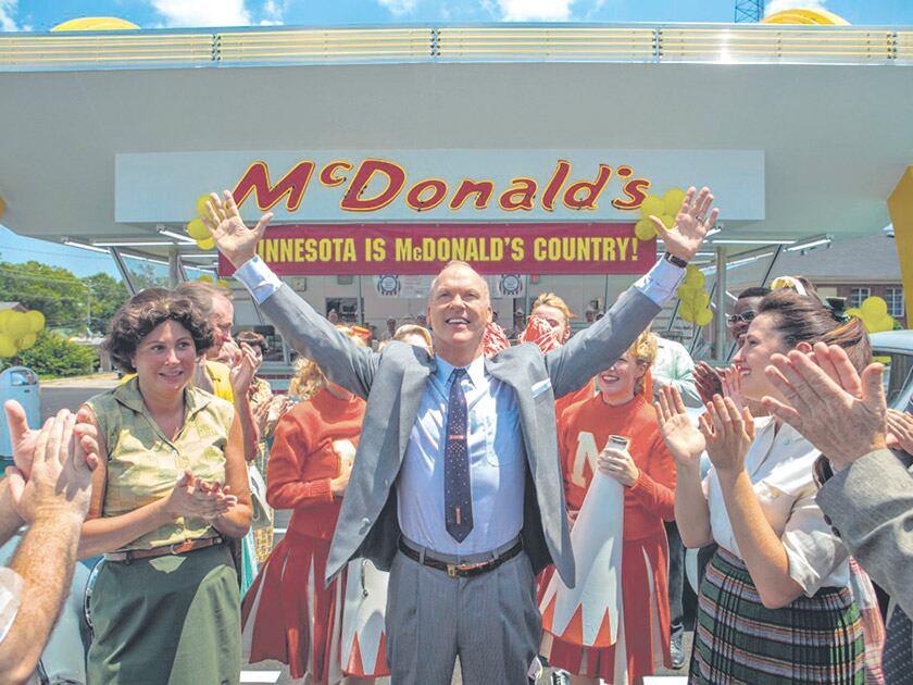 Michael Keaton es ideal para mostrar la dualidad de un personaje con una historia como la de Croc.