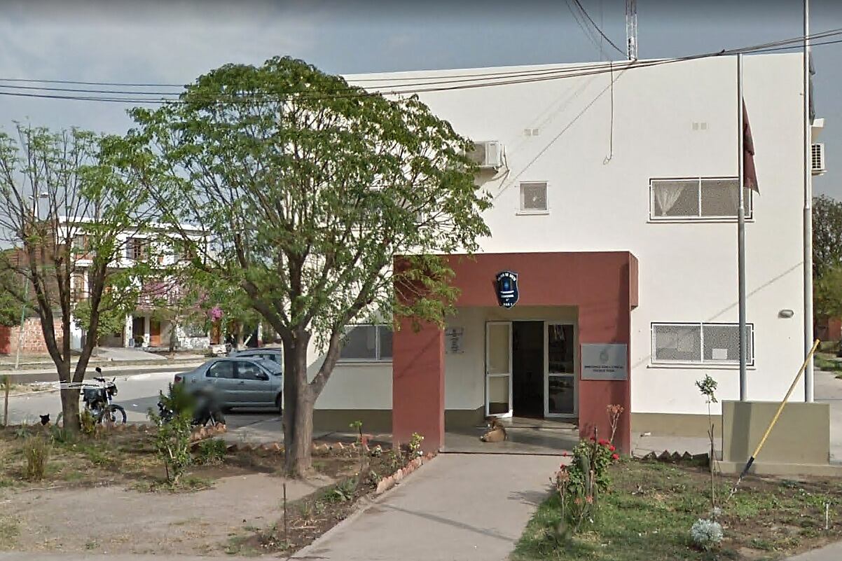 La comisaría cuarta de Salta, el lugar donde se cometieron los delitos.