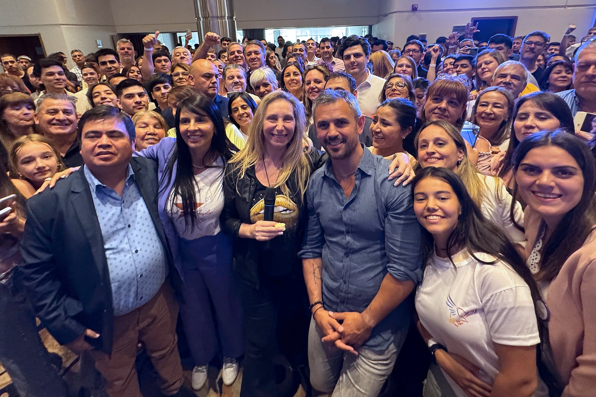 Desde el acto en Parque Lezama, Milei y Menem recorren distintas provincias.