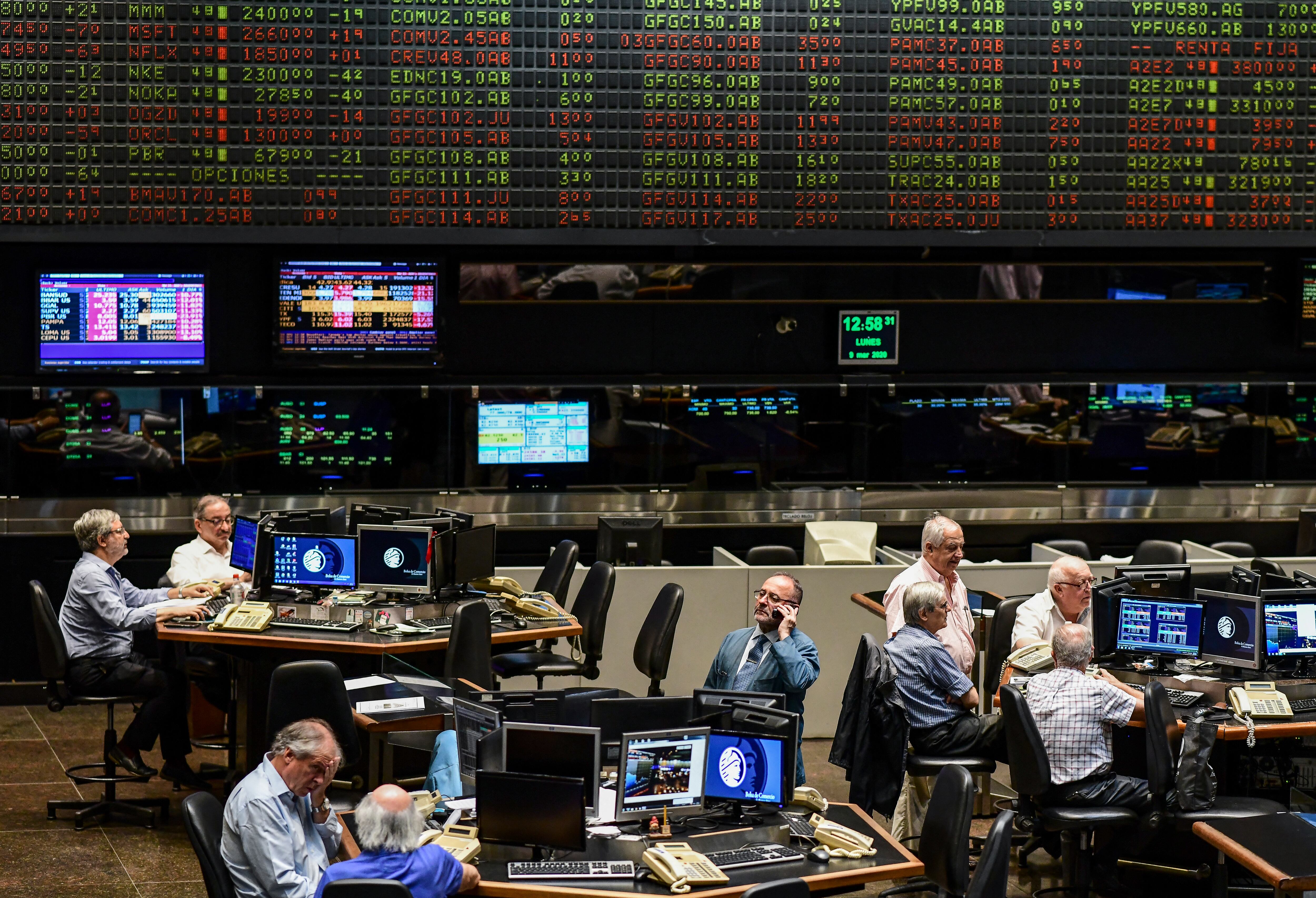 Terminada de cosecha gruesa, se espera otra ronda de presión cambiaria.