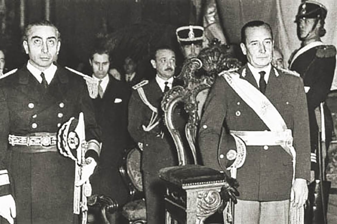 Aramburu junto al almirante Rojas. 