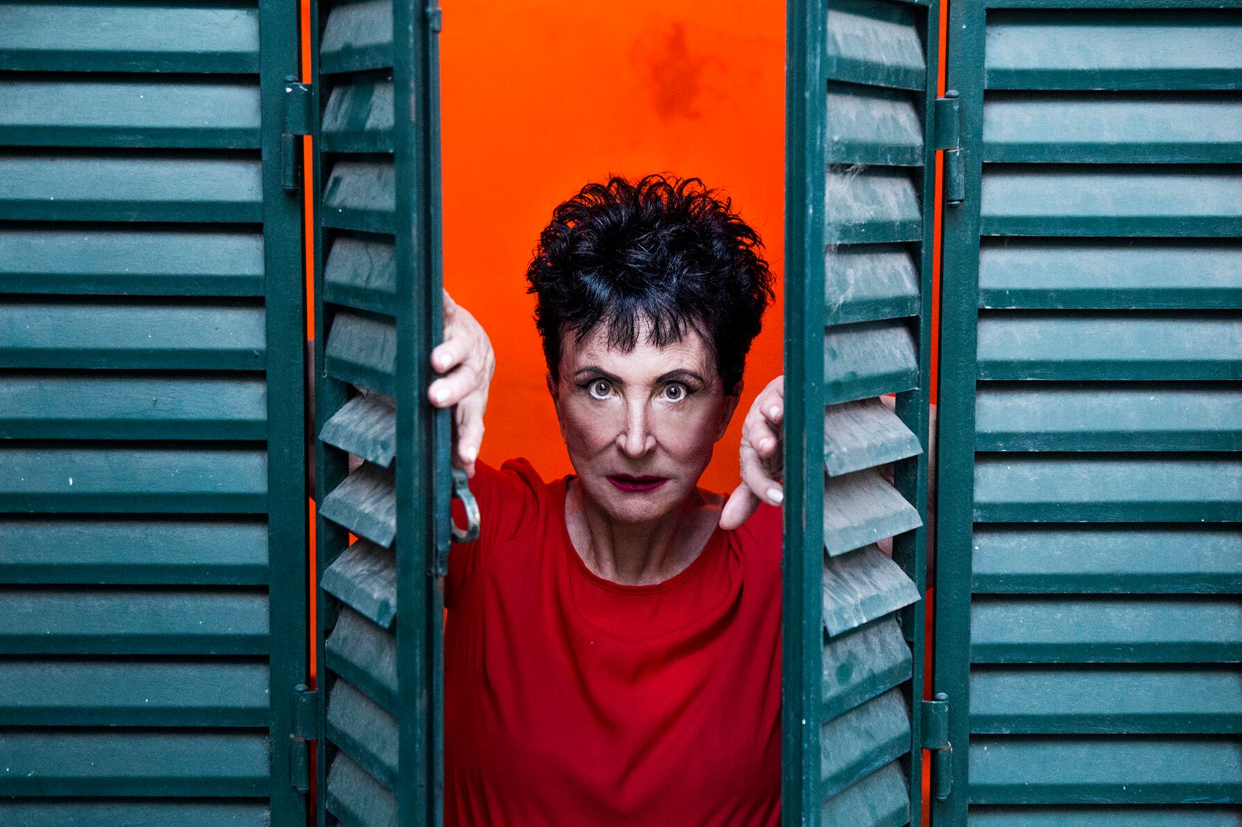 Esther Díaz, la filósofa punk, reflexiona sobre la deuda.