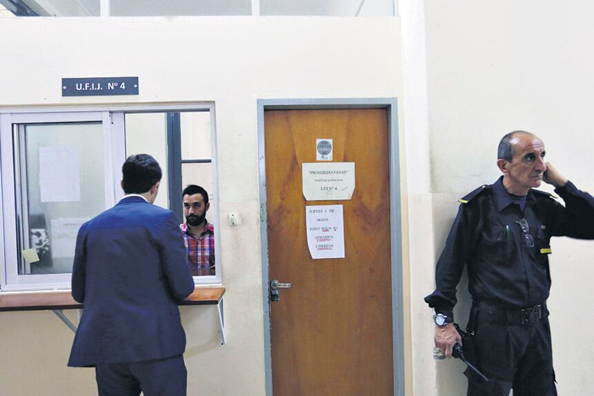 La fiscalía de Fernando Cartasegna en el Palacio de Justicia aparecía ayer con custodia.