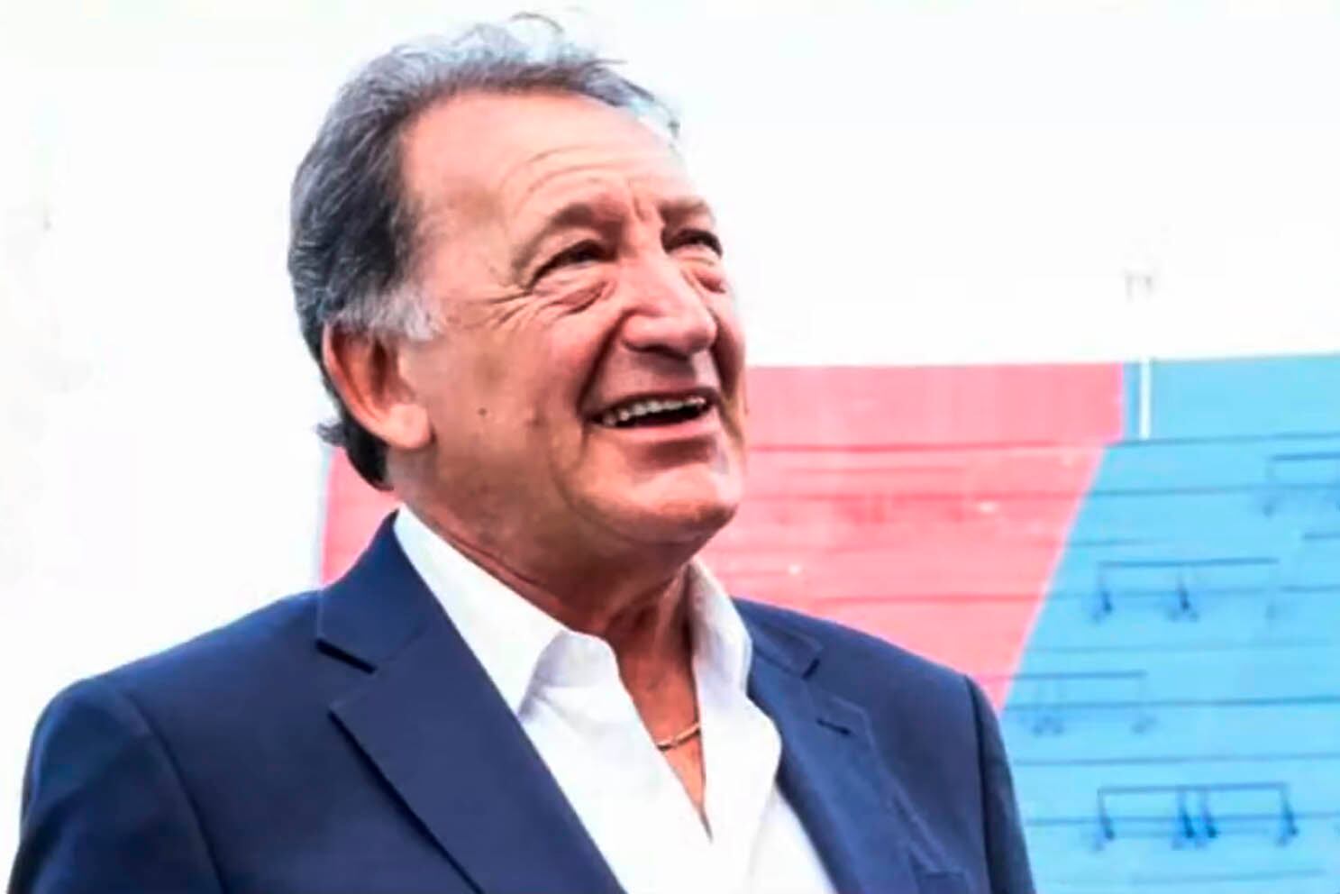 Julio Lopartido asumirá la presidencia cuando Navarro oficialice su renuncia