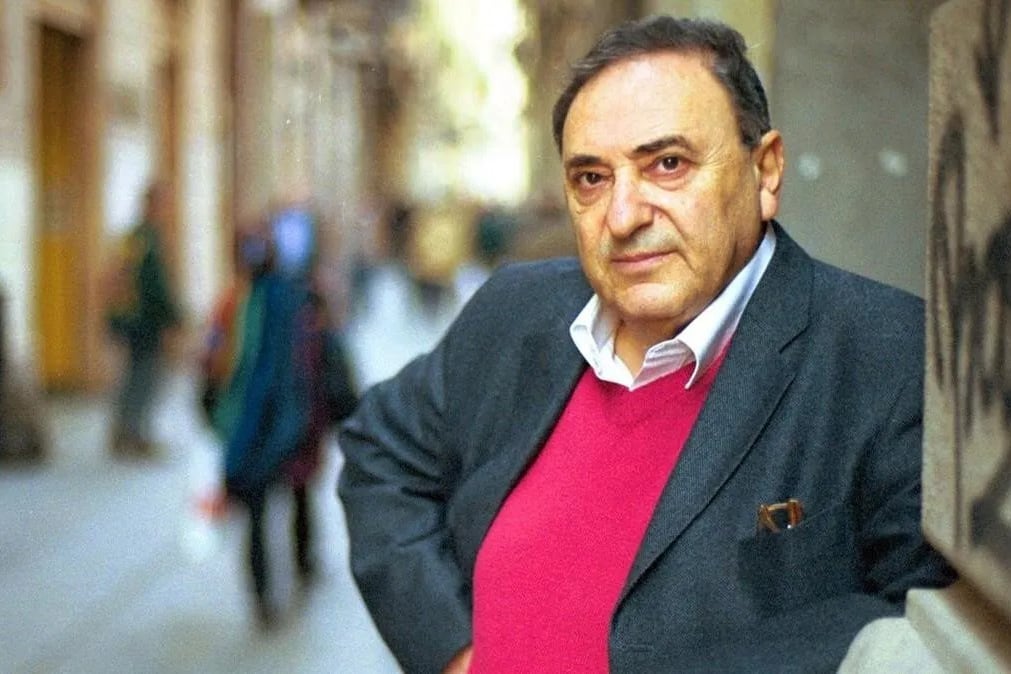 Saer publicó doce novelas, cinco libros de cuentos, cuatro de ensayos y un poemario.