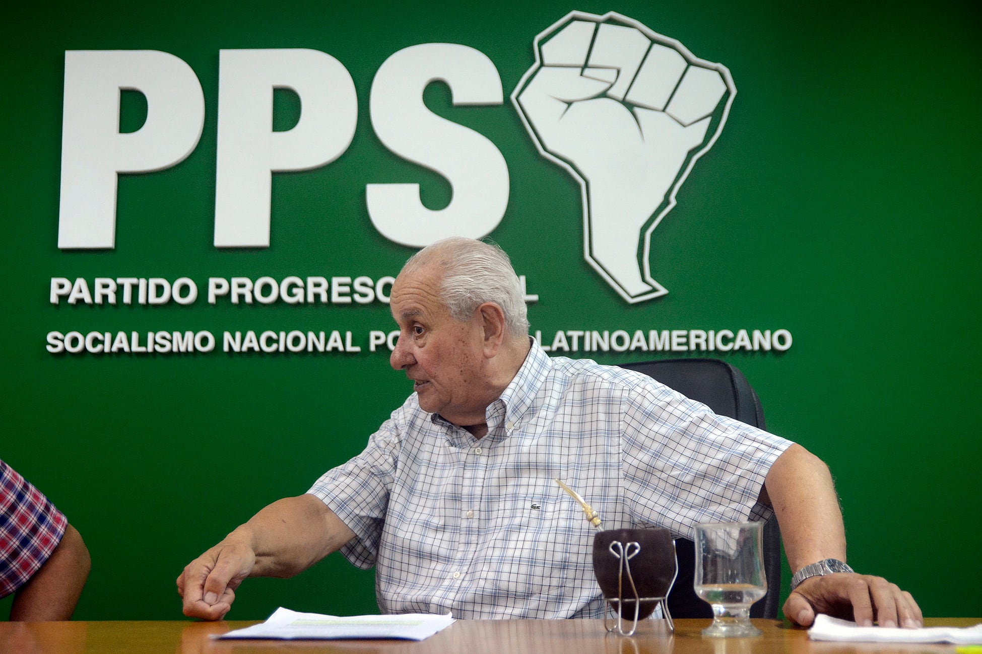 "Lo que Lifschitz firmó es una barbaridad", se escandalizó Cavallero.