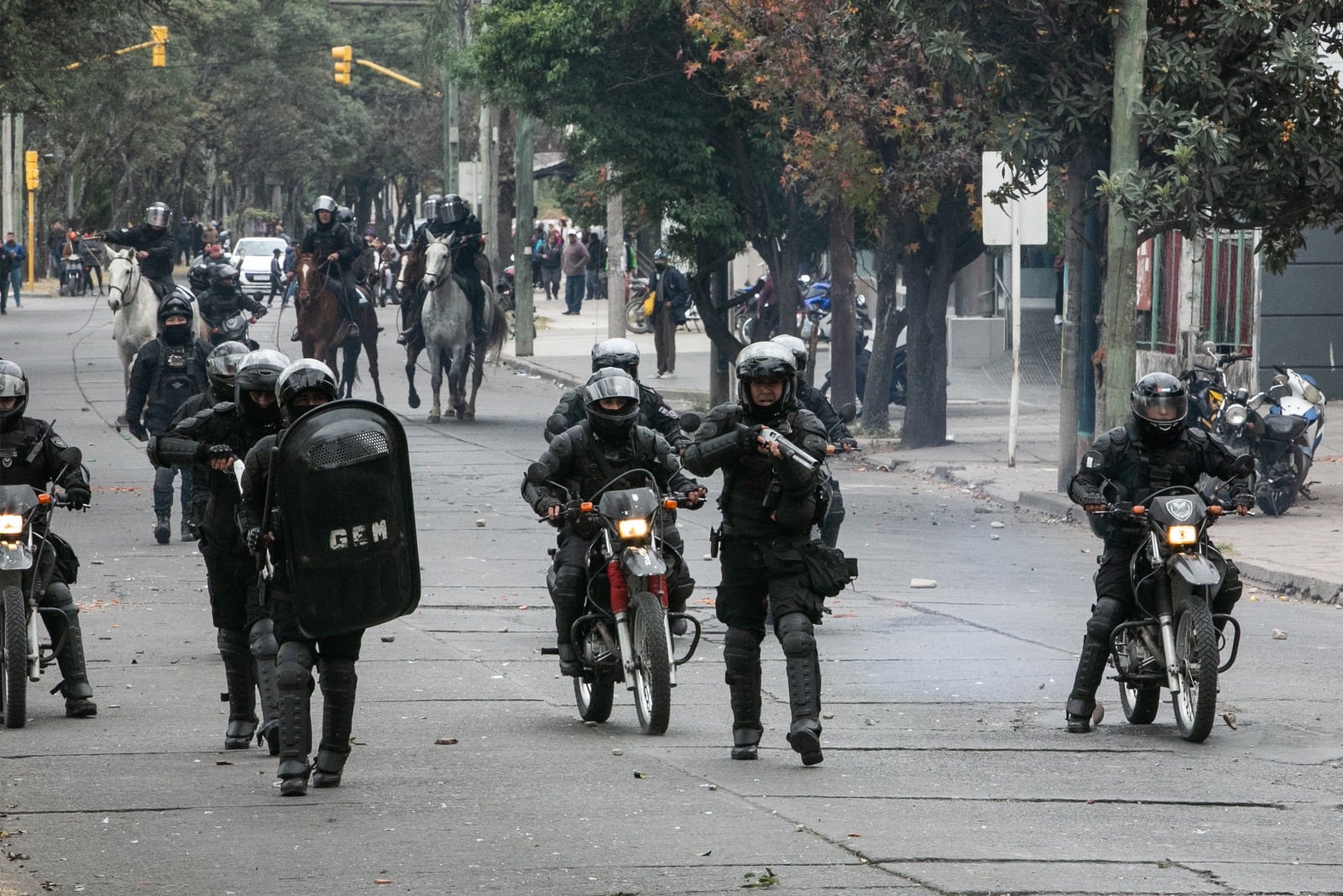 La expeditiva reforma y la represión salvaje se dieron cuando Morales buscaba posicionarse en la interna.