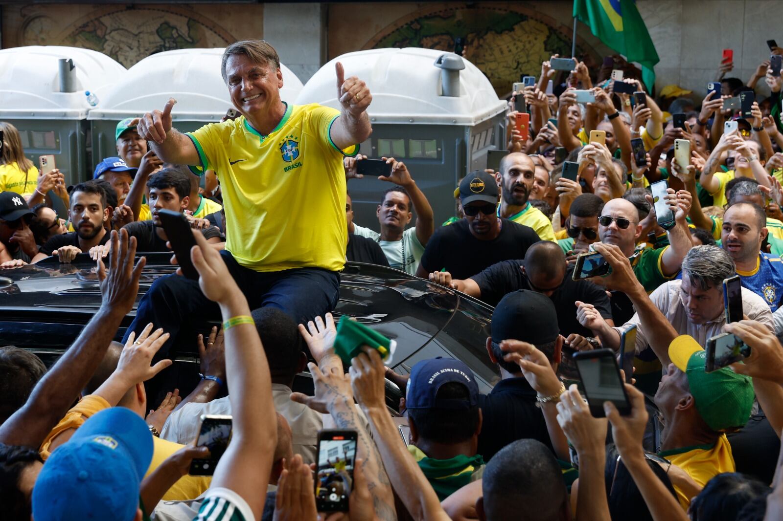 Bolsonaro participa en un acto con simpatizantes en Río de Janeiro.