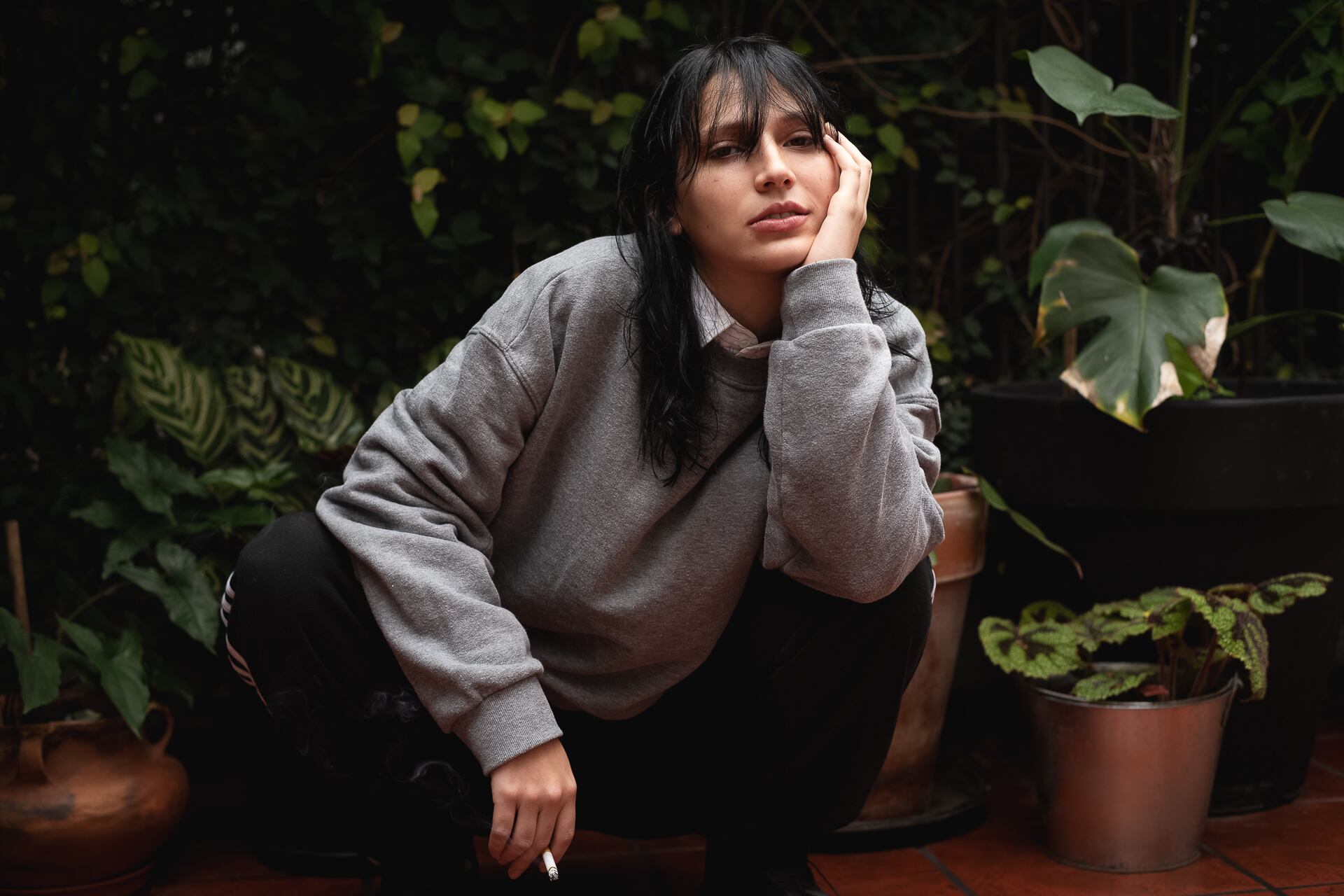 "Son canciones que me hacen reír, bailar y conectar con lo sensual; una selección de influencias, una forma de replicar el en vivo de la banda"