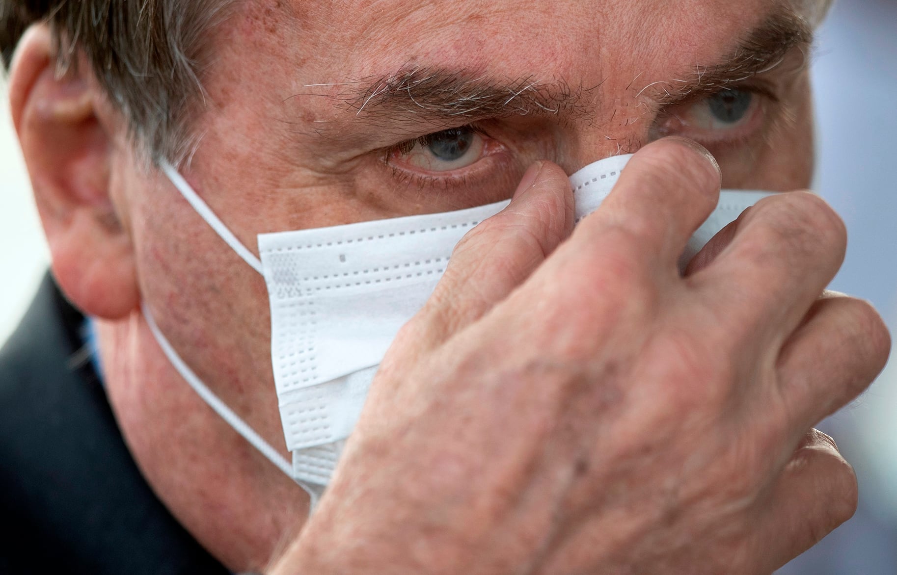 Bolsonaro quedó comprometido por la declaración de su ministro de Seguridad.