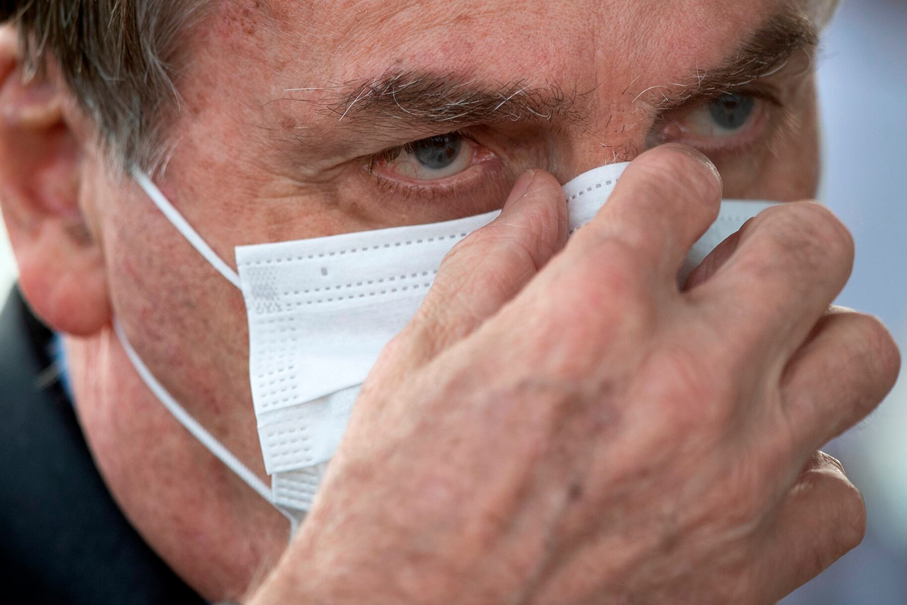 Bolsonaro quedó comprometido por la declaración de su ministro de Seguridad.