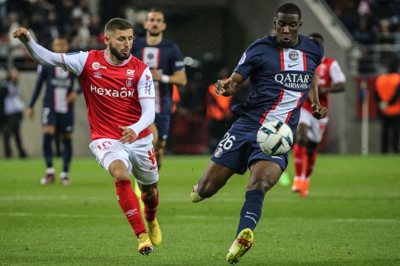 Sin el astro rosarino, el PSG sólo igualó con Reims