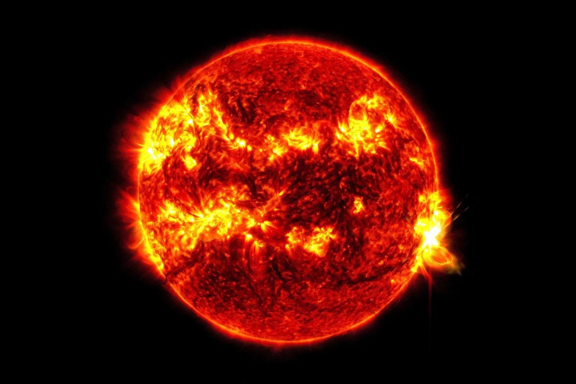 El Sol desató la llamarada más fuerte en casi una década