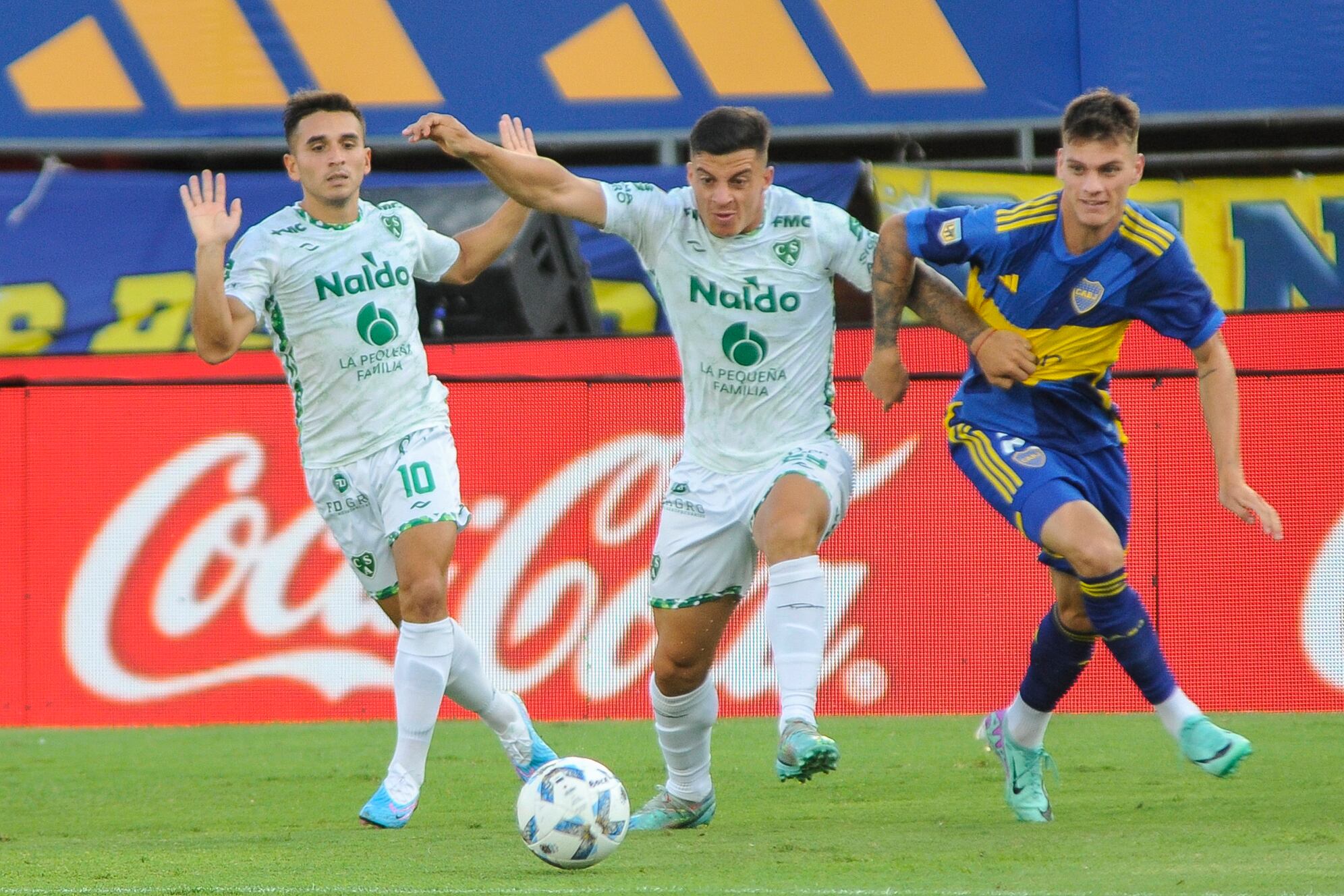 A Boca le faltó contundencia y por eso no pudo doblegar a Sarmiento.