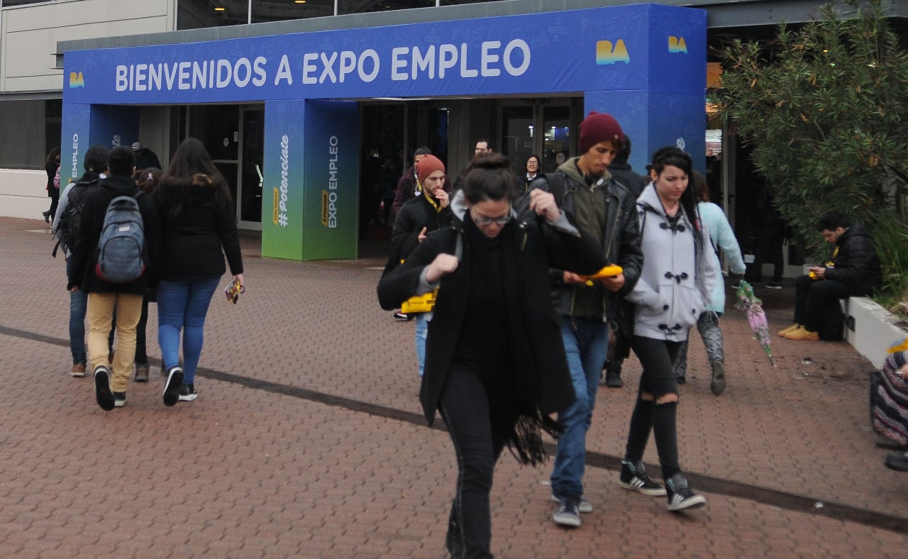 Los jóvenes son los que encuentran mayores dificultades para su inserción laboral.