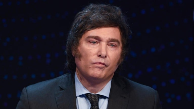 Javier Milei y un DNU que puede dejar a la Argentina afuera de la Copa América y el Mundial.