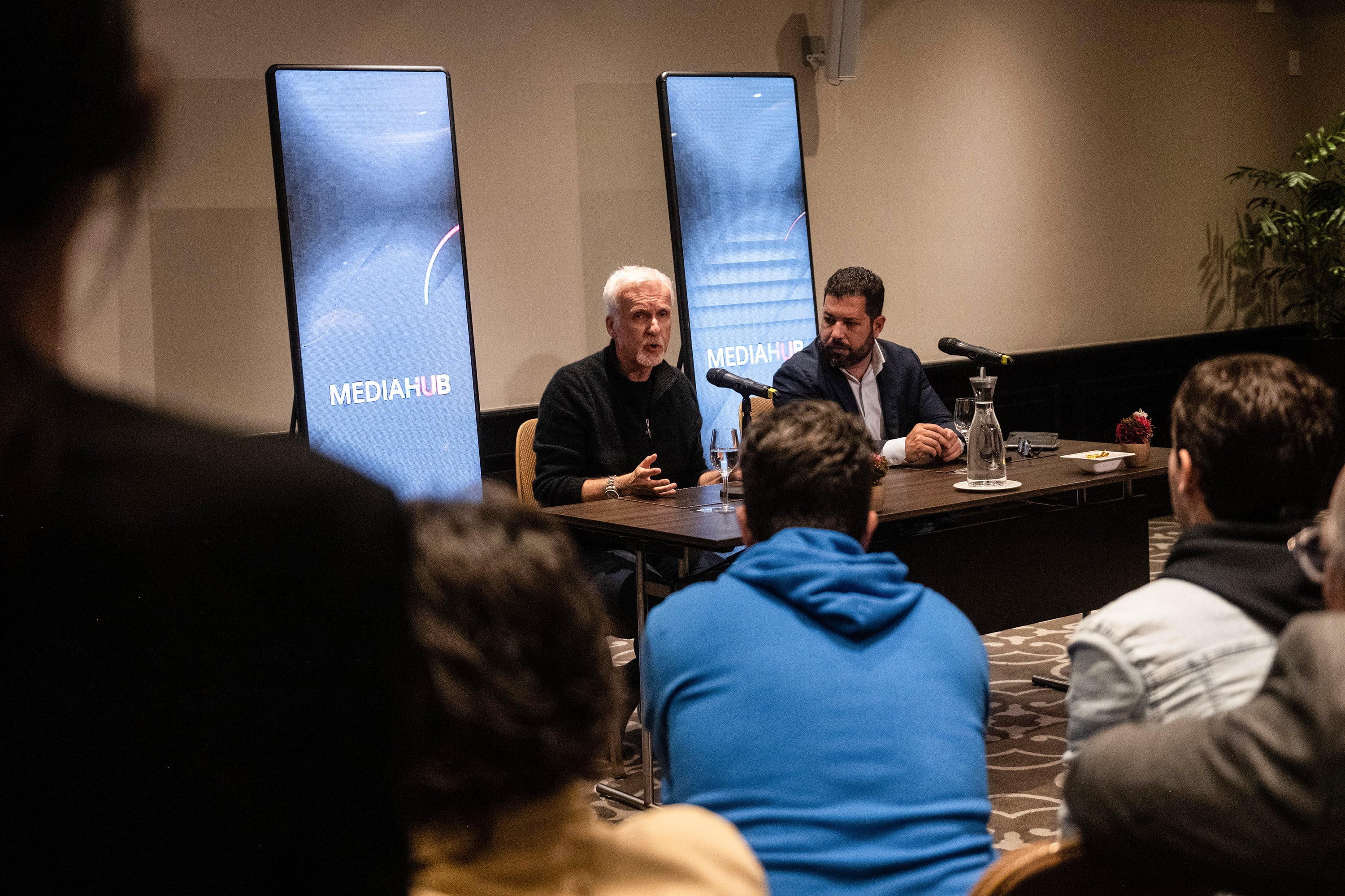 James Cameron en el foro sobre medio ambiente.