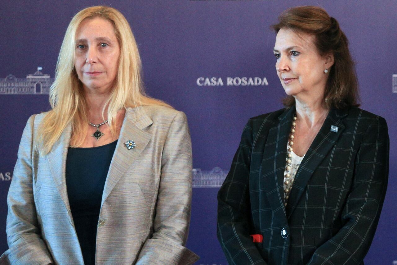 Karina Milei y Diana Mondino.