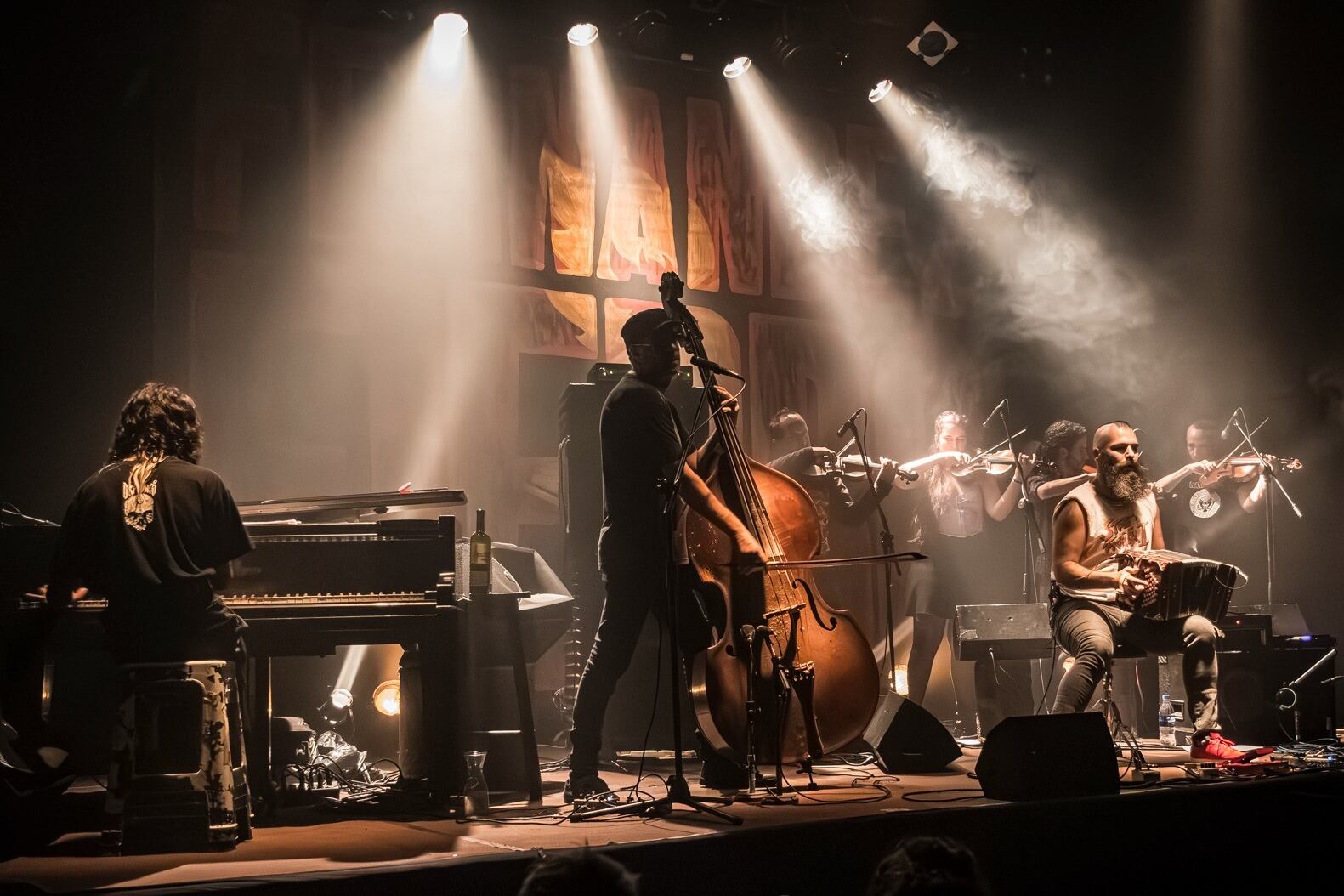 La Orquesta Típica Fernández Fierro, dueña de casa, tendrá un ciclo semanal con un invitado por fecha.