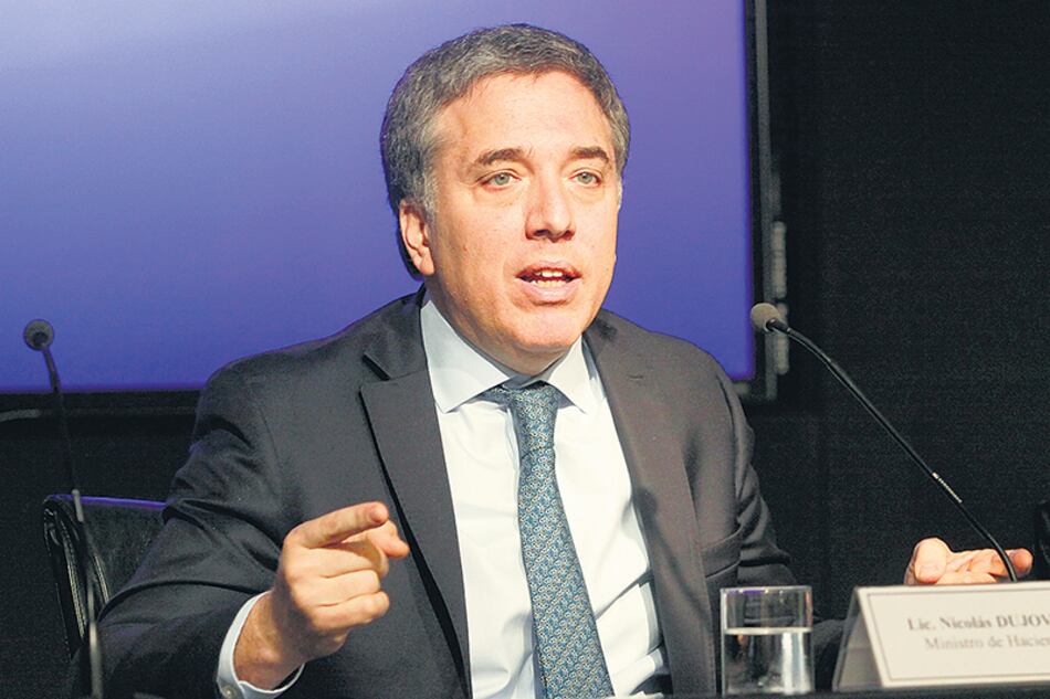 El ministro Nicolás Dujovne ya pidió una revisión de condiciones definidas en el acuerdo con el Fondo Monetario.