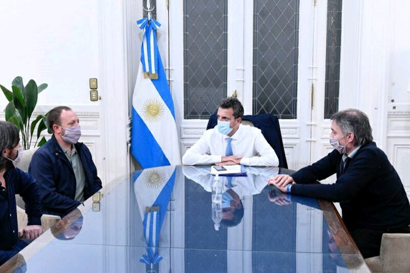 Los diputados Remy y Del Caño con Sergio Massa y Máximo Kirchner en el Congreso