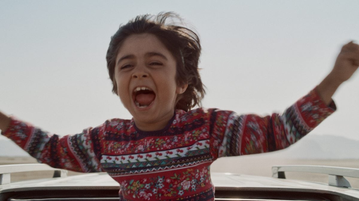 "Hit the Road", de Panah Panahi, hijo del maestro del cine iraní Jafar Panahi. 