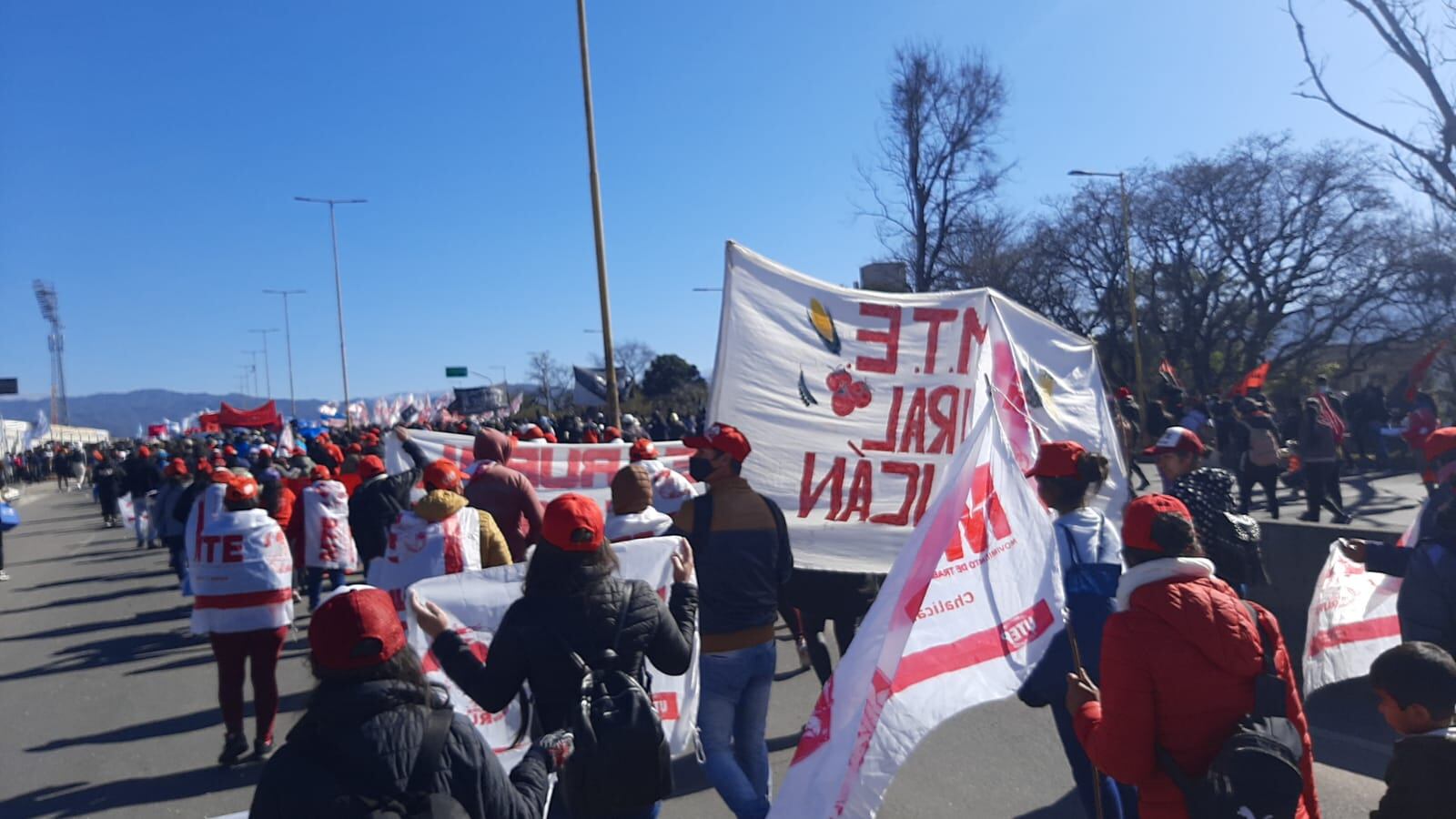 Organizaciones sociales marcharon el miércoles en Jujuy contra la criminalización de la protesta.