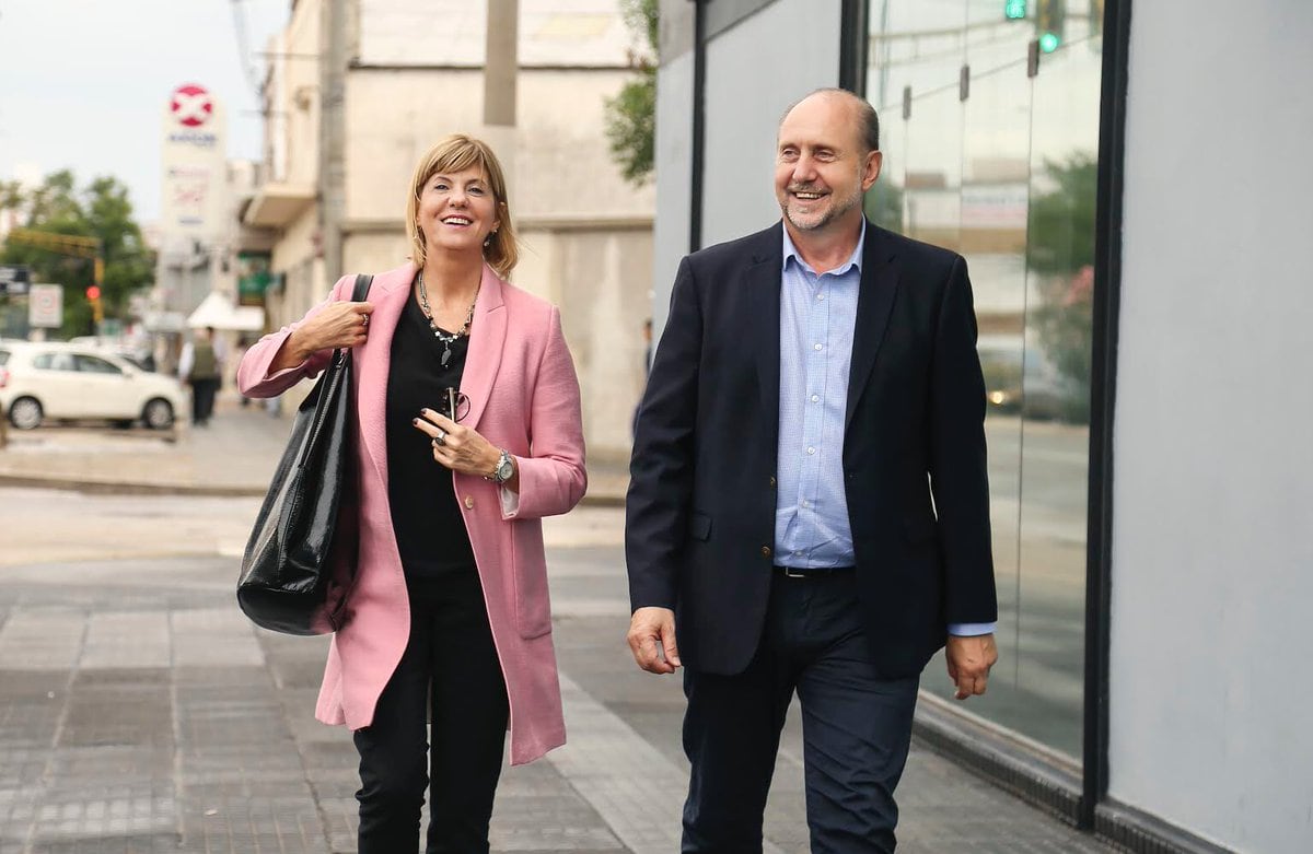 La vicegobernadora  de Santa Fe, Alejanda Rodenas, presentó un pedido de licencia a su cargo y busca condicionar al gobernador Omar Perotti.