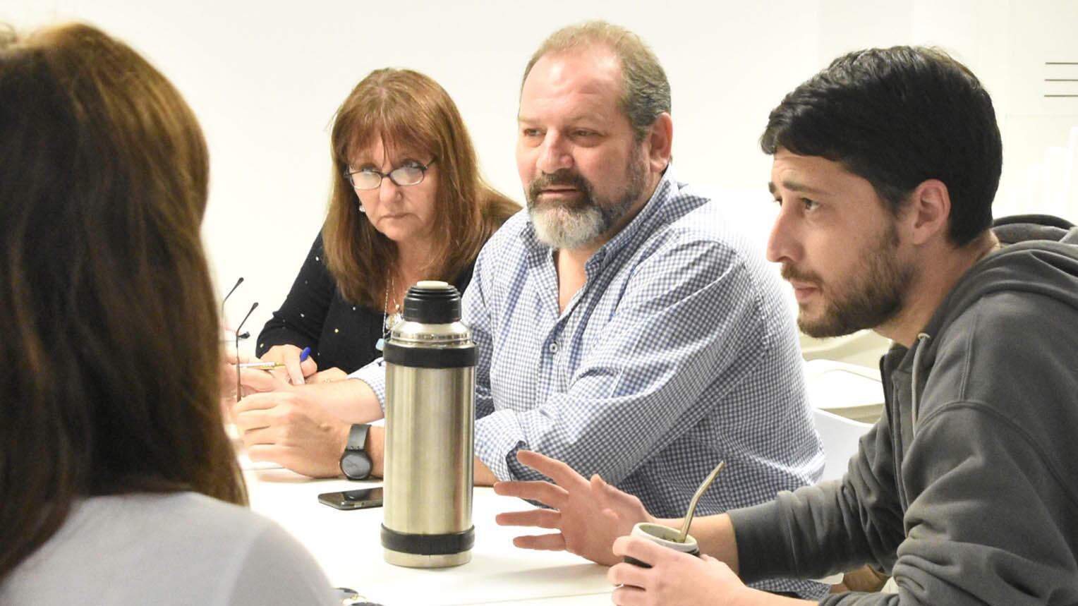 El concejal Cardozo dijo que el municipio "nunca le dio una ayuda".