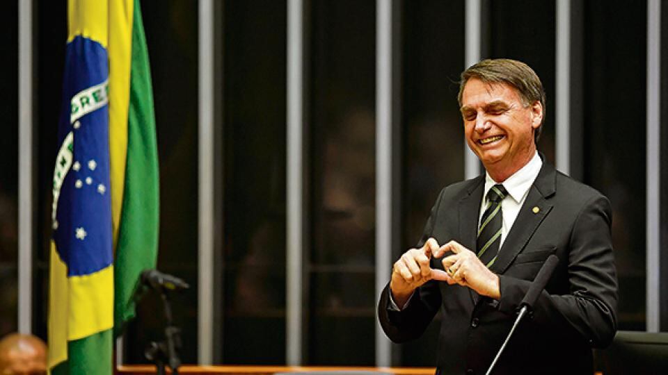 Jair Bolsonaro quiere nombrar a su hijo Eduardo como embajador en Washington.