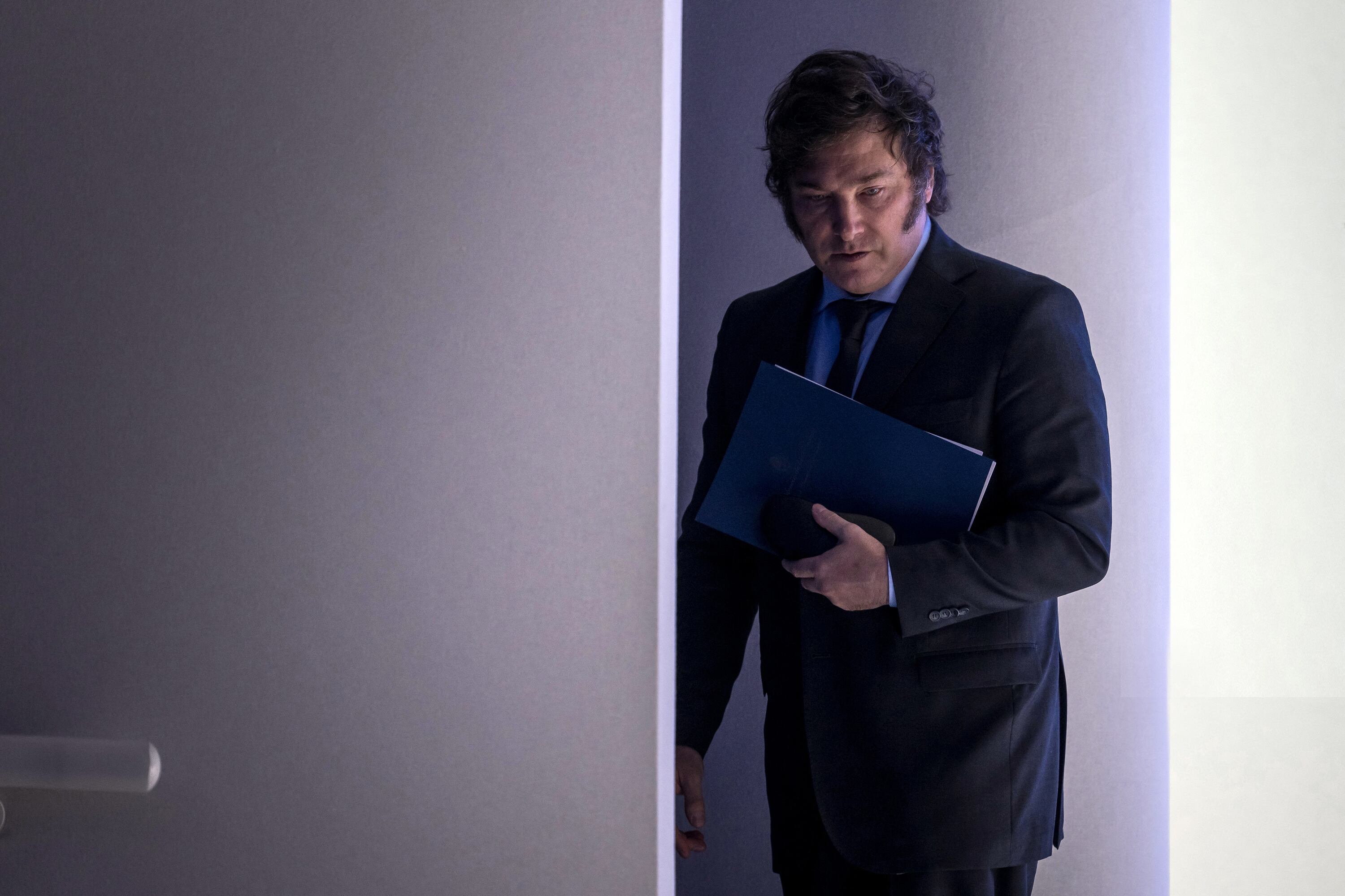 Javier Milei empieza a perder los apoyos que lo llevaron a la Presidencia.