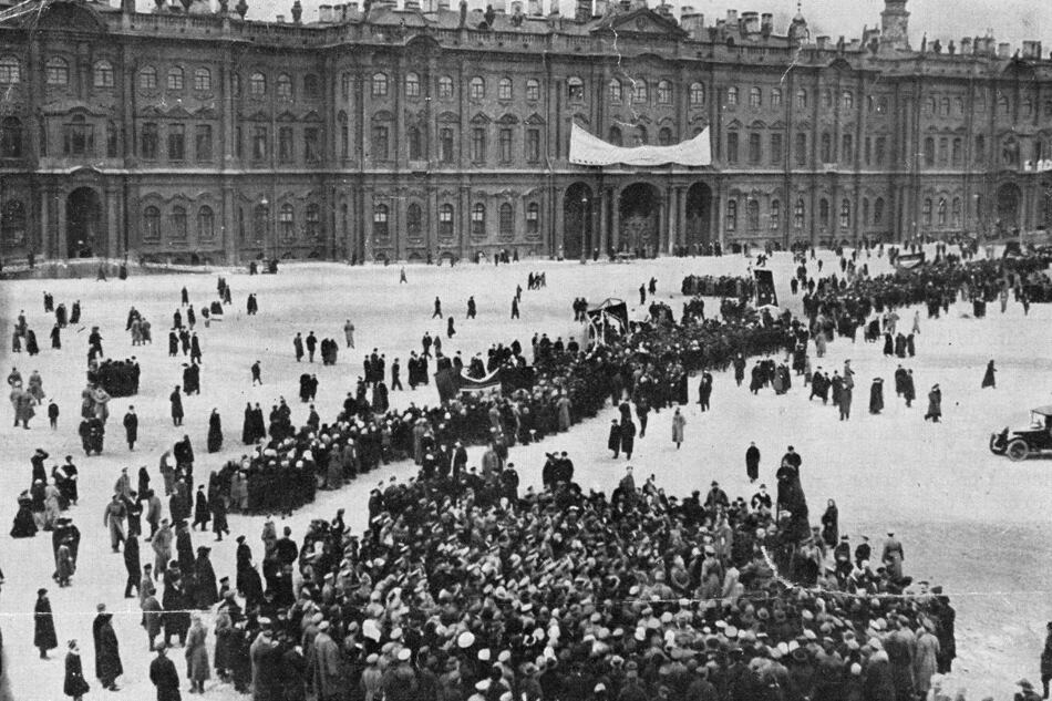 “El Palacio de Invierno estaba en nuestras manos e iniciábamos la nueva era” contó Alexander Ivanovich Timofeiev.