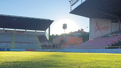 El estadio del Burgos Fútbol Club, que se desempeña en la Segunda División B de España.