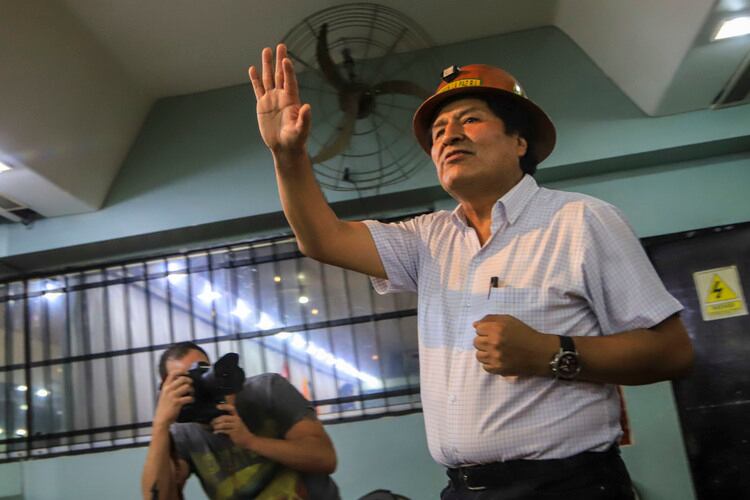 Evo Morales, en la reunión con integrantes del MAS, hace dos días en Buenos Aires.