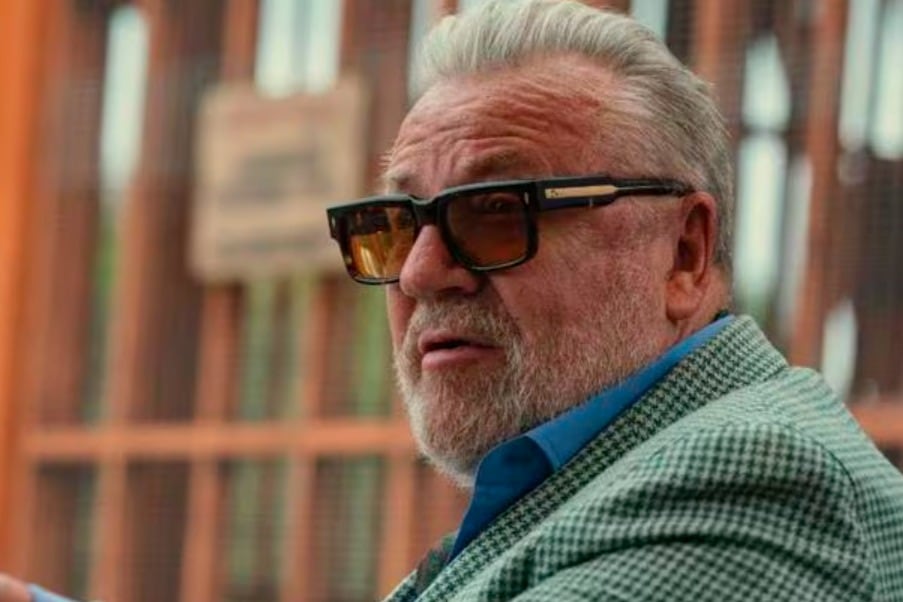 Ray Winstone.