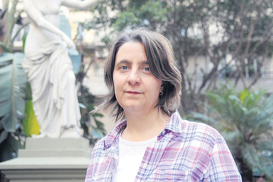 Débora Mundani presentará su libro el próximo jueves en la Casa de la Lectura, junto a Ángela Pradelli y Juan Mattio.