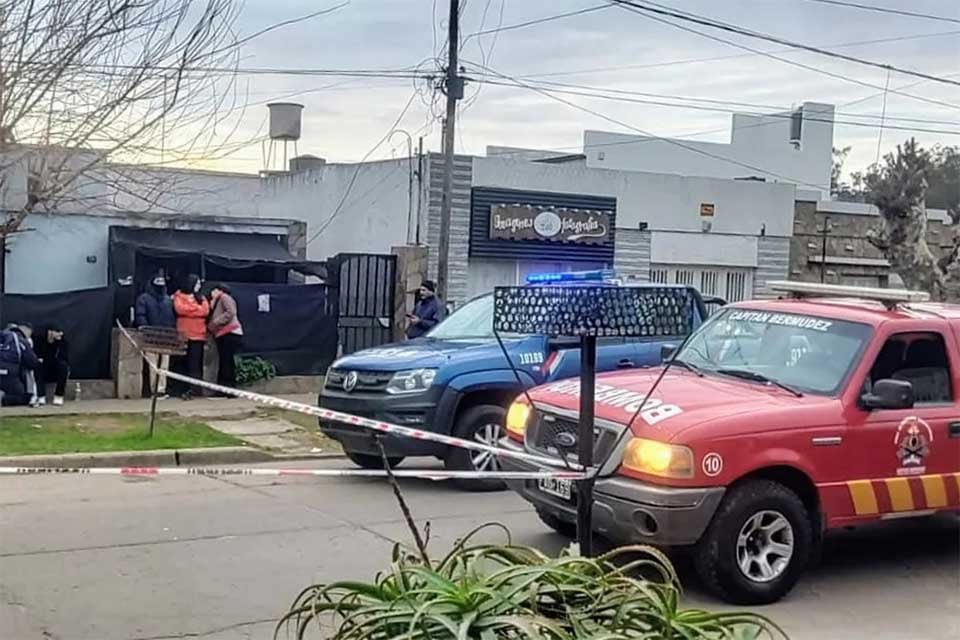 El incendio se produjo en la calle Martín Fierro de Capitán Bermúdez. 