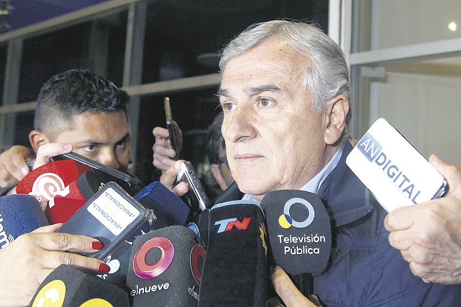 Gerardo Morales fue internado de urgencia.