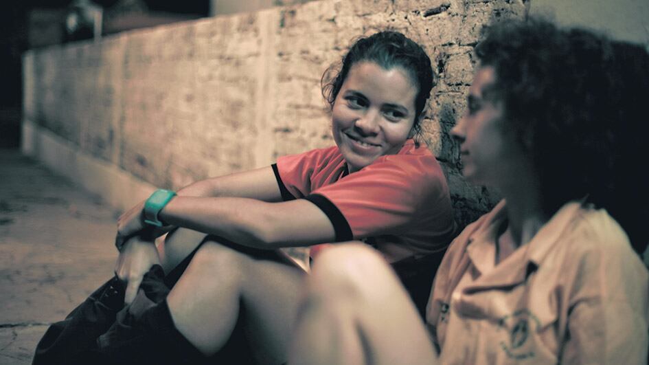 Una de Las Indomables, el equipo de las chicas futbolistas.